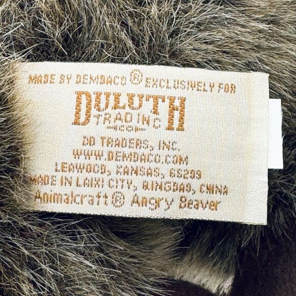 Duluth Trading Company Angry Beaver Plush Stuffed Animal Red Plaid Shirt - Picture 7 of 10